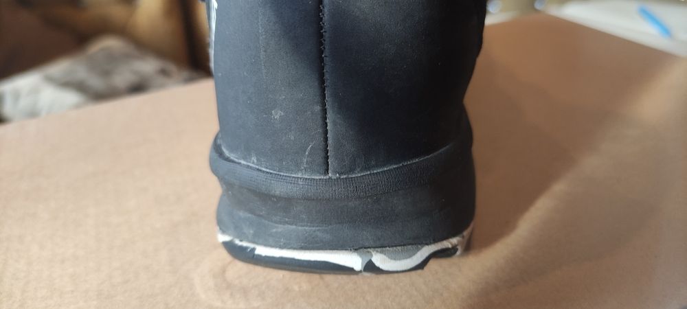 Зимни обувки adidas