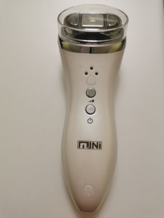 Mini HIFU – RF лифтинг и LED терапия за лице и шия
