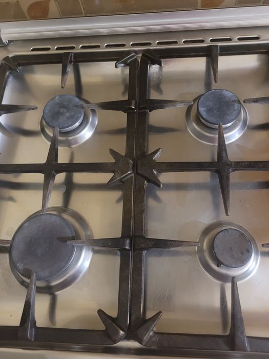 Продам газовую плиты