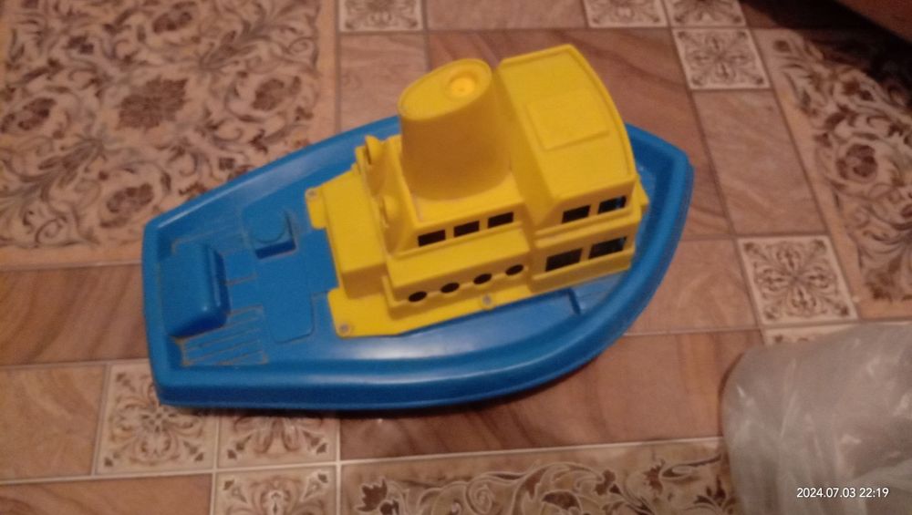 Игрушки дешево продам