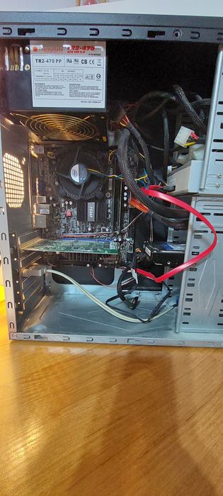 Vând calculator complet