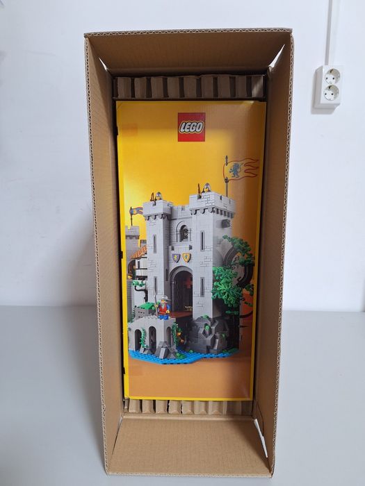 LEGO Icons 10305 Lion Knights' Castle