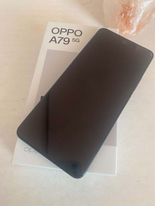 Vând Oppo A79 5 G, nou 10/10