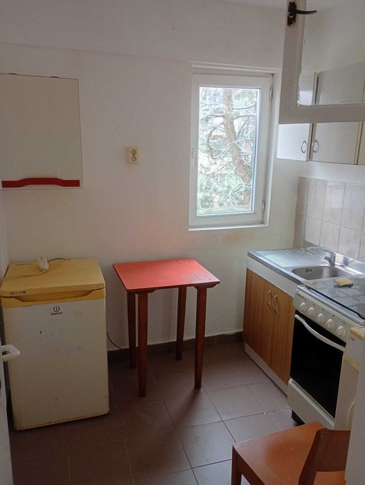 Dau in chirie garsoniera