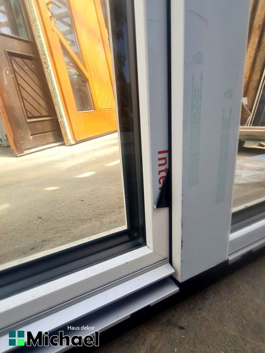 Usa terasa lemn stratificat,Tripan,Internorm,Austria ( LII)