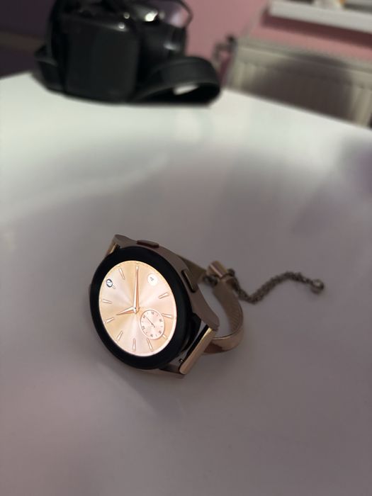 Часовник samsung galaxy watch 4