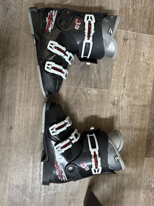 ботинки, очки, шлем горнолыжные, палочки