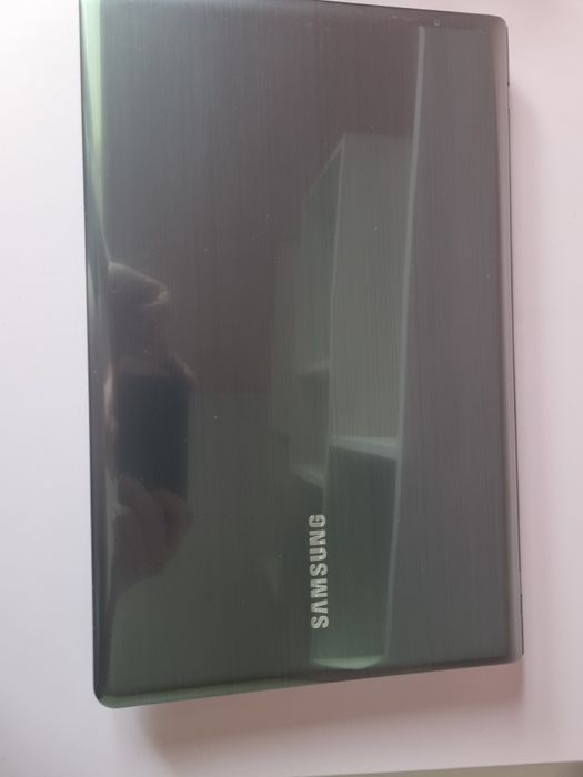 Продаётся ноутбук Samsung