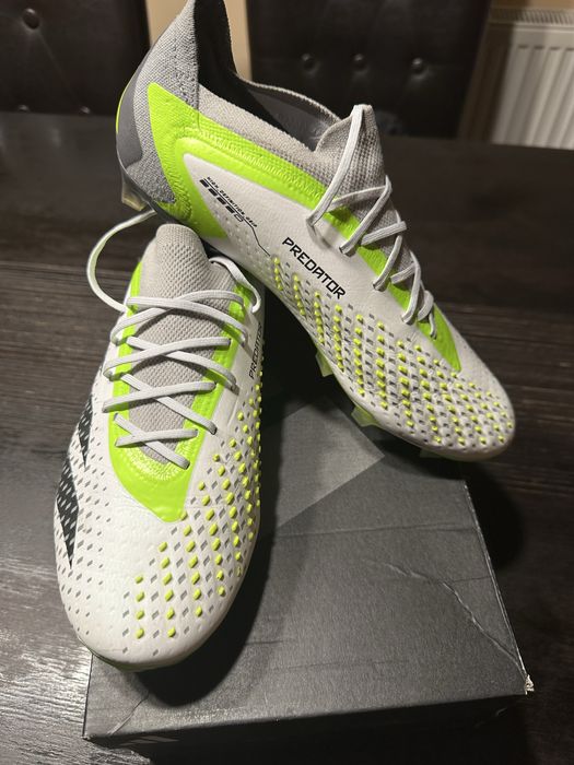 Ghete Fotbal Adidas PREDATOR ACCURACY.1 L AG