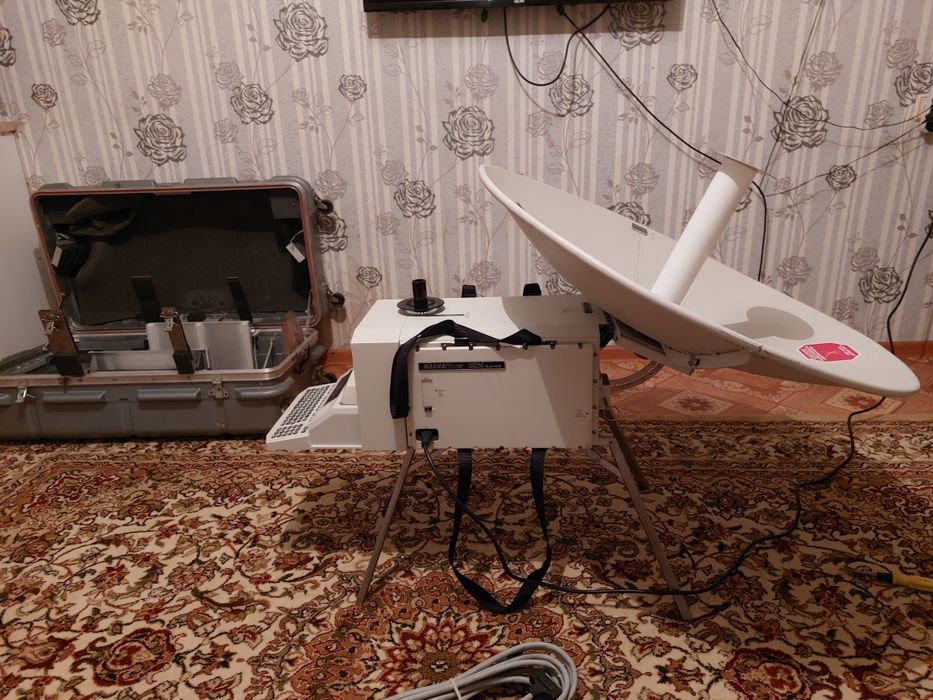 Продам спутниковый телефон