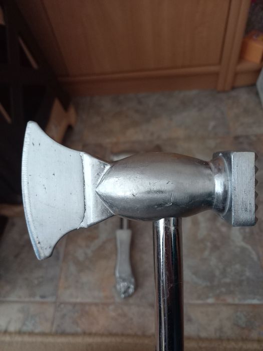 Два съветски сатъра