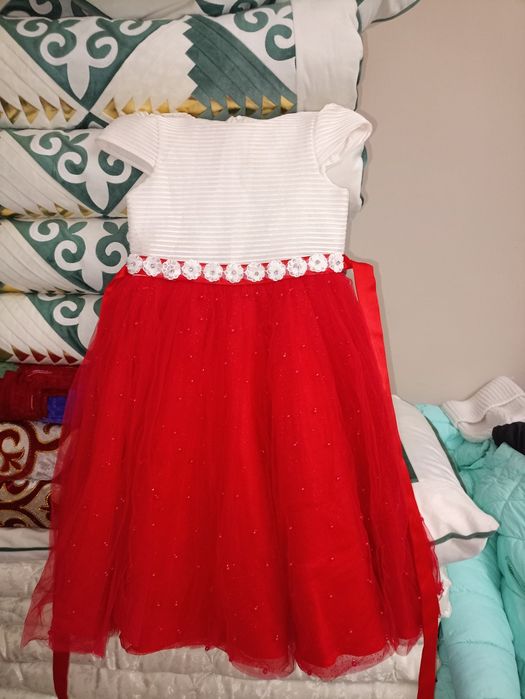 Қөйлектер  сатылады. Ақтау қаласын.