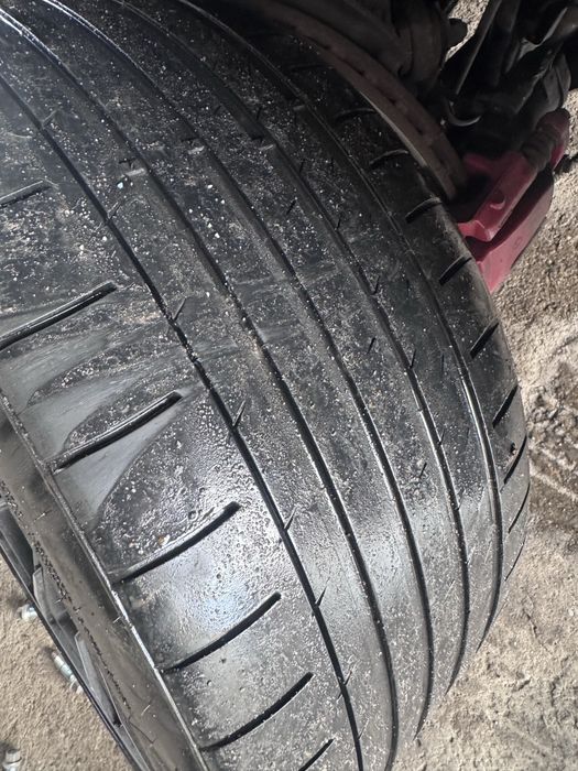 Гуми GripMax SureGrip Pro 275/35/20 и 245/40/20