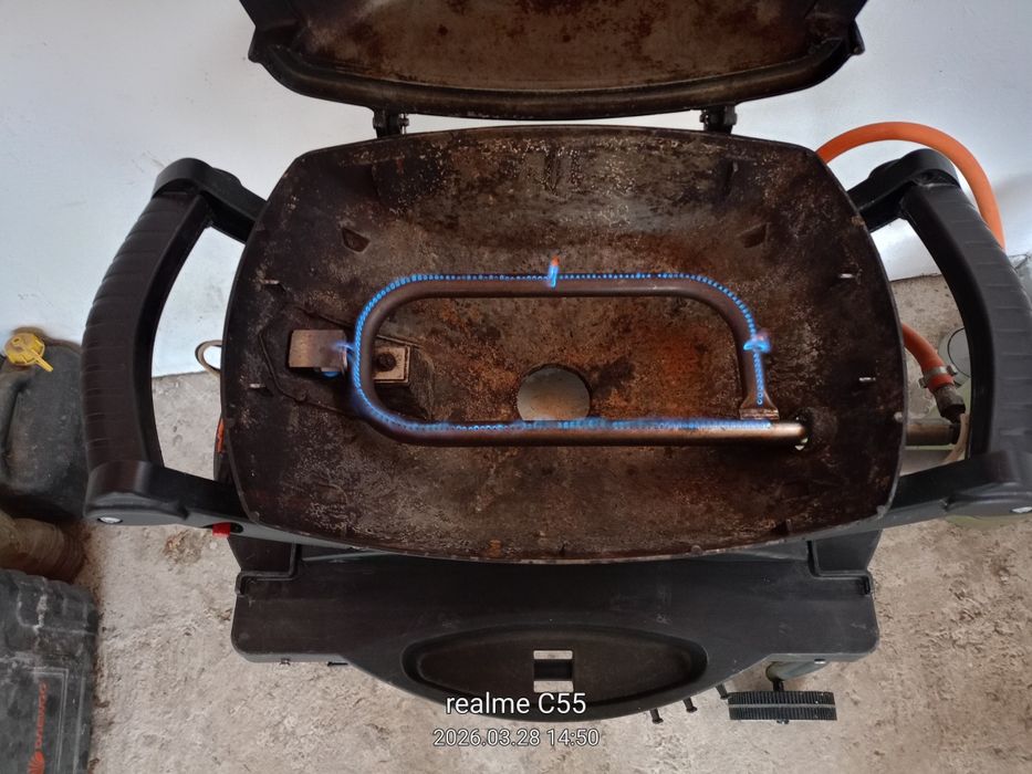 Барбекюта на дървени въглища