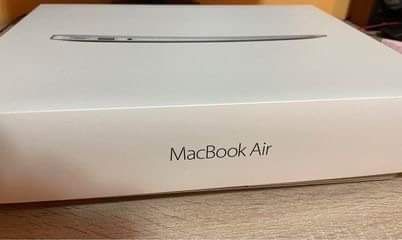 Vand Macbook Air 2017, 13”
