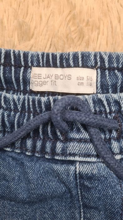 Продам штаны для мальчика