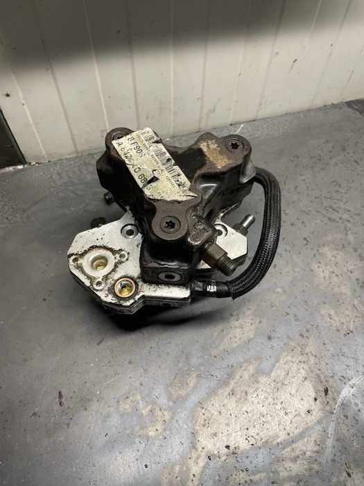 Pompa injectie inalte Mercedes Sprinter 3.0 euro 5 om642