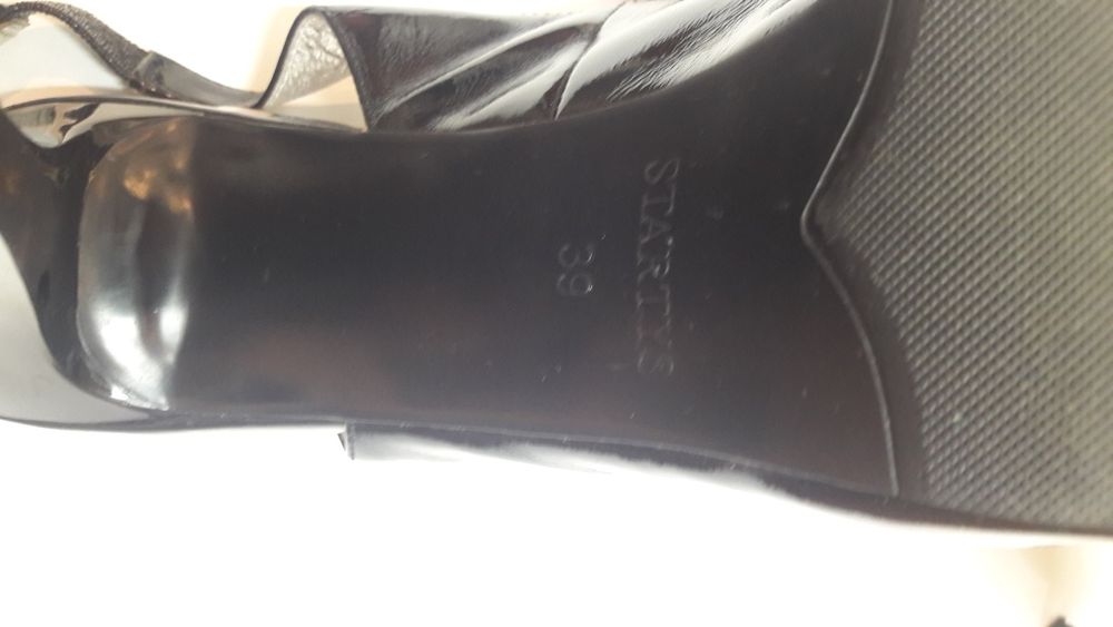 Туфли лакированные