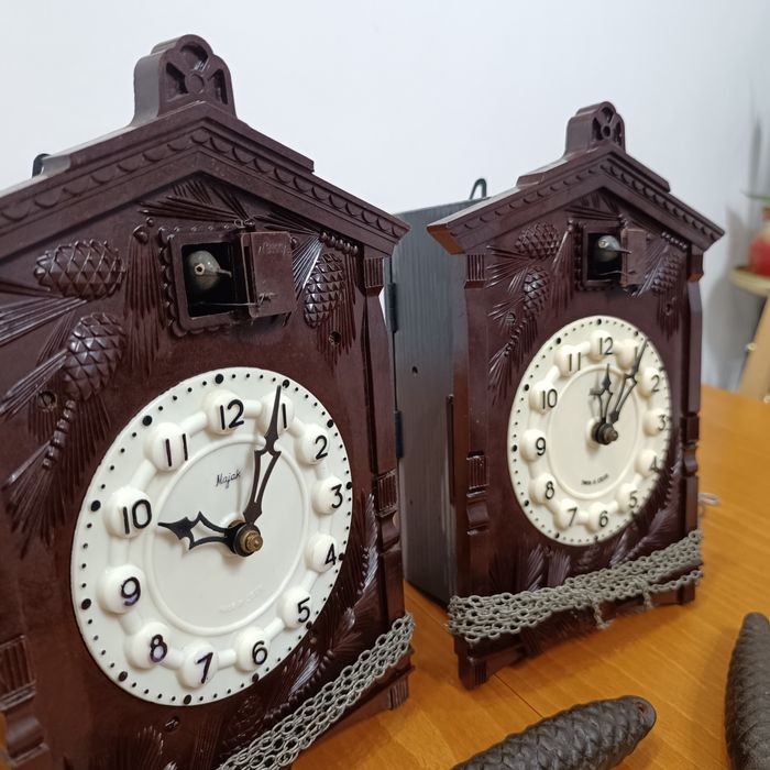 Стенен часовник МАЯК с махало и  кукувичка