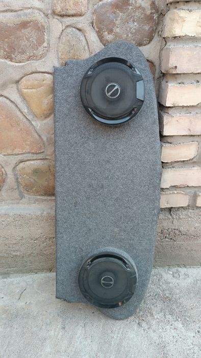 Продается колонки для машины Alpine  sps610