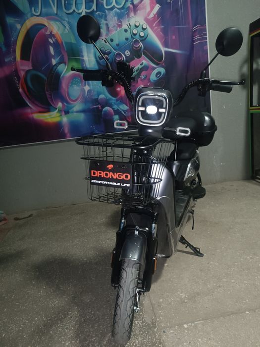 Продаётся новый Электроскутер Drongo r14  Новый.