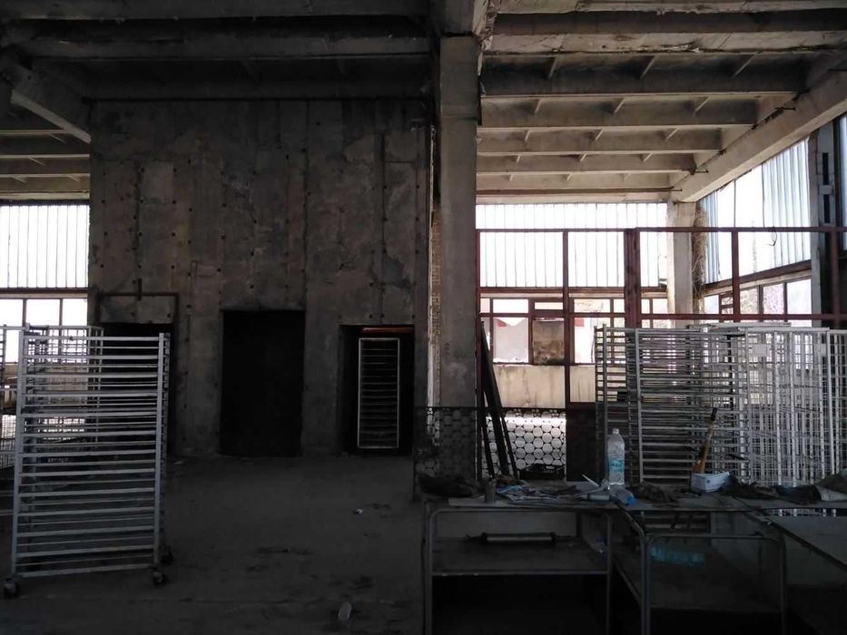 Продава се Промишлена сграда в Пловдив, Индустриална зона - Юг - 4337 кв.м за 577 €/кв.м - Снимка #4