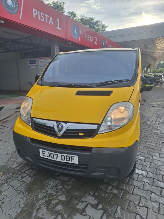 Opel vivaro 2.0 dci
