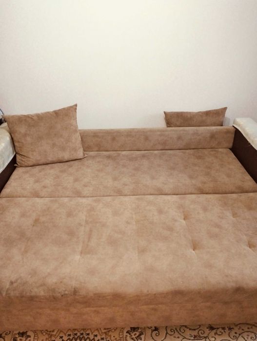 Диван раскладной.