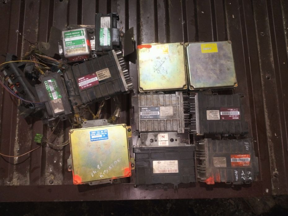 ЭБУ Ауди 100 с4.