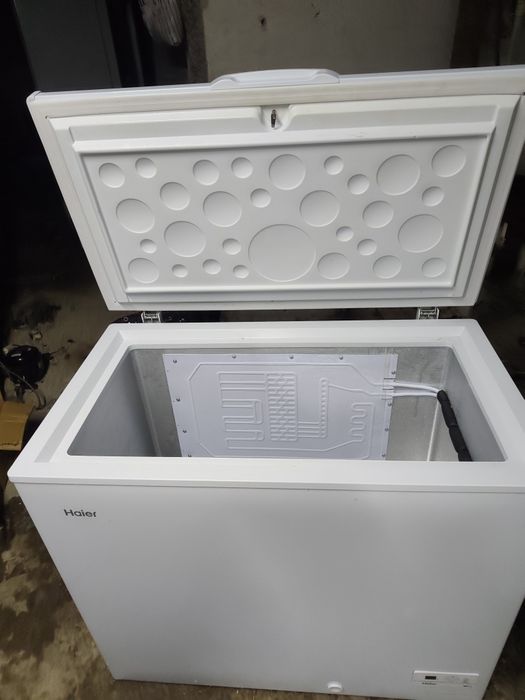 Продам морозильник Haier