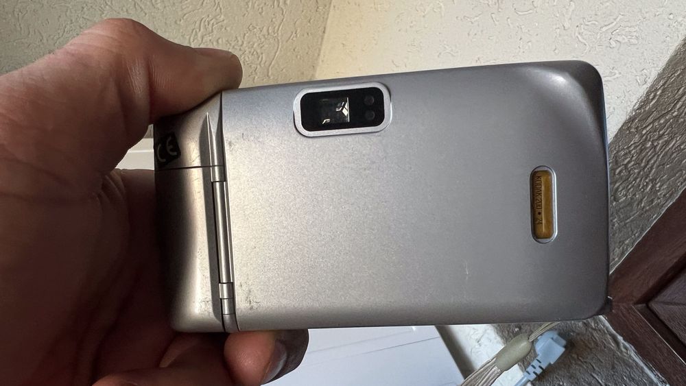 Yashica T5 Obiectiv: Carl Zeiss 35mm f3.5 Tessar T*