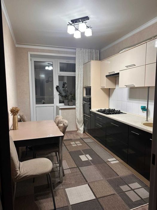 Продам 2 комнатную в Береке