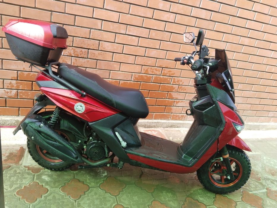 Скутер  мотоцикл