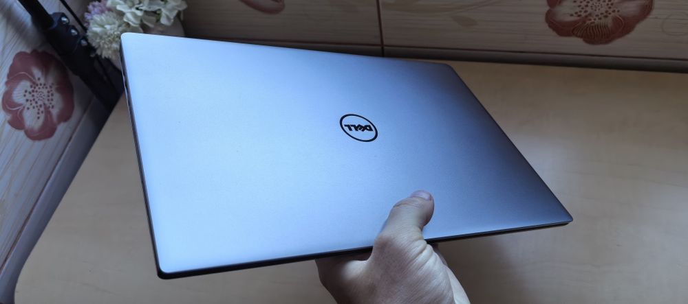 Laptop Dell XPS 13"IPS FHD_i5-5200U 2.20Ghz_4GB DDR3_SSD 256GB_Platinum Silver_4/6 ore Bateria // Full METAL - ideal pt SERVICE AUTO-TESTER
