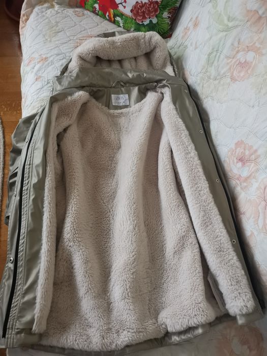 Топло палто Zara за момиче