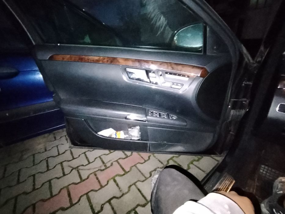 Продава се Mercedes-Benz S-320 CDI