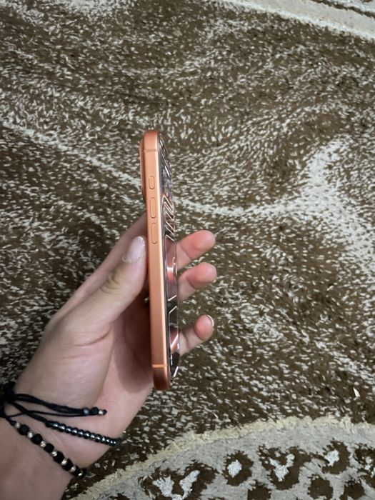 Iphone 17 pro orange