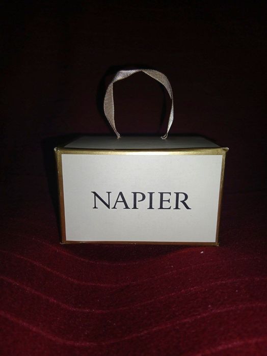 Из США, элегантный набор от бренда Napier