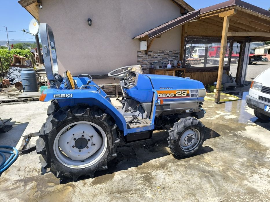 Трактор ИСЕКИ 23 К.комплект косачка+фреза.
