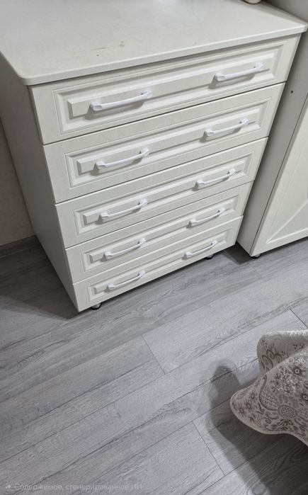 Продам спальный гарнитур