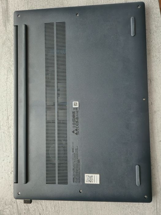 Vand Laptop lenovo Slim 3i