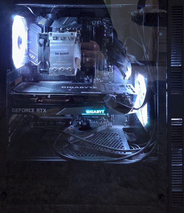 Pc gaming AMD ryzen 5 7600X, 32 gb ram, g force RTX 3070 8gb