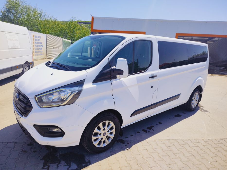 Ford Transit 8+1