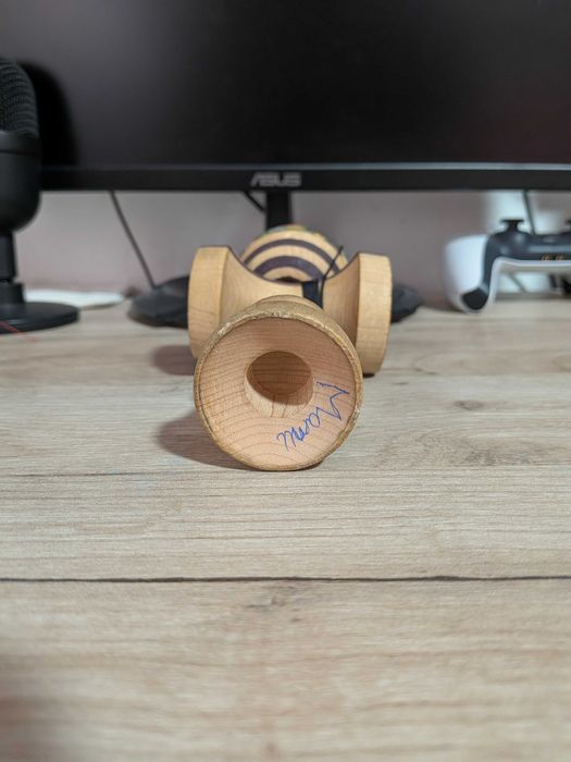 Kendama Europe Keine Regeln Nelansata - Cititi descrierea