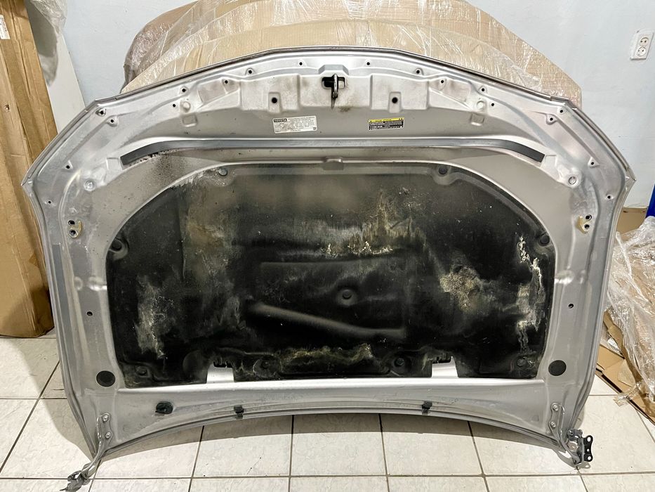 Капот на Camry 70 75 Камри 70 75