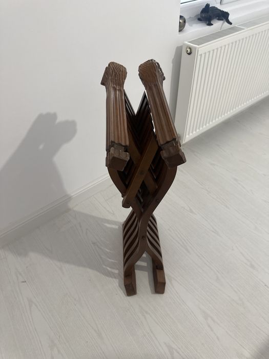Vind scaun din lemn vintige