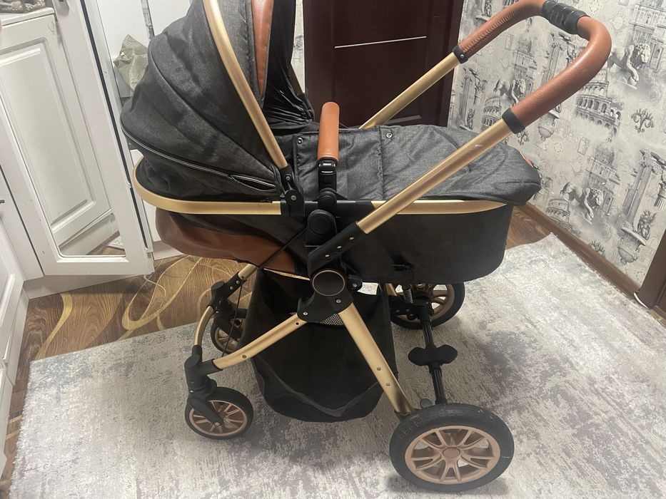 Продается Коляска детская