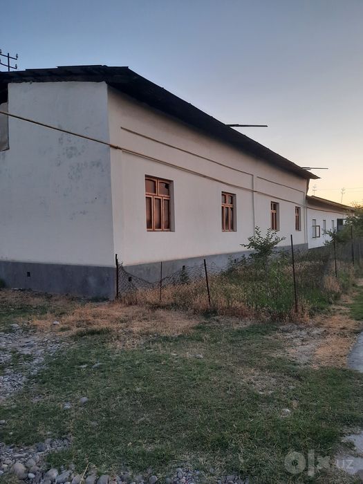 Uchaska yeri bilan sotiladi