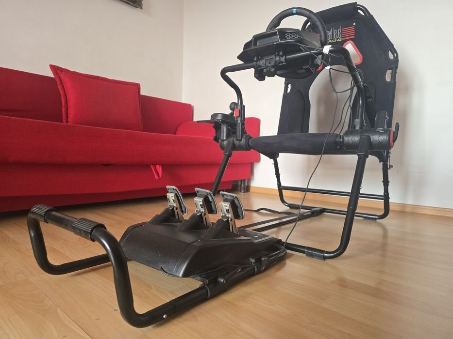 Vand Playseat GT-Lite next levele racing NLR-S021 + volan Logitec G 923