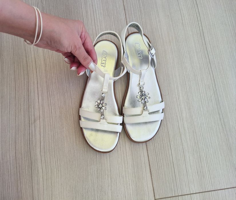 Детски сандали 34 номер